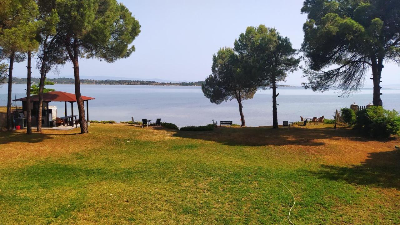 Studios Efi Beach Вурвуру Экстерьер фото