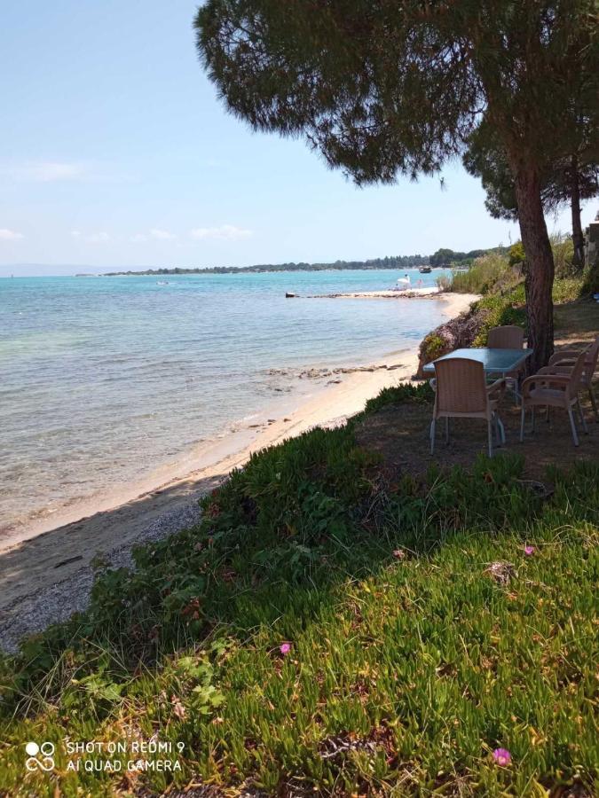Studios Efi Beach Вурвуру Экстерьер фото